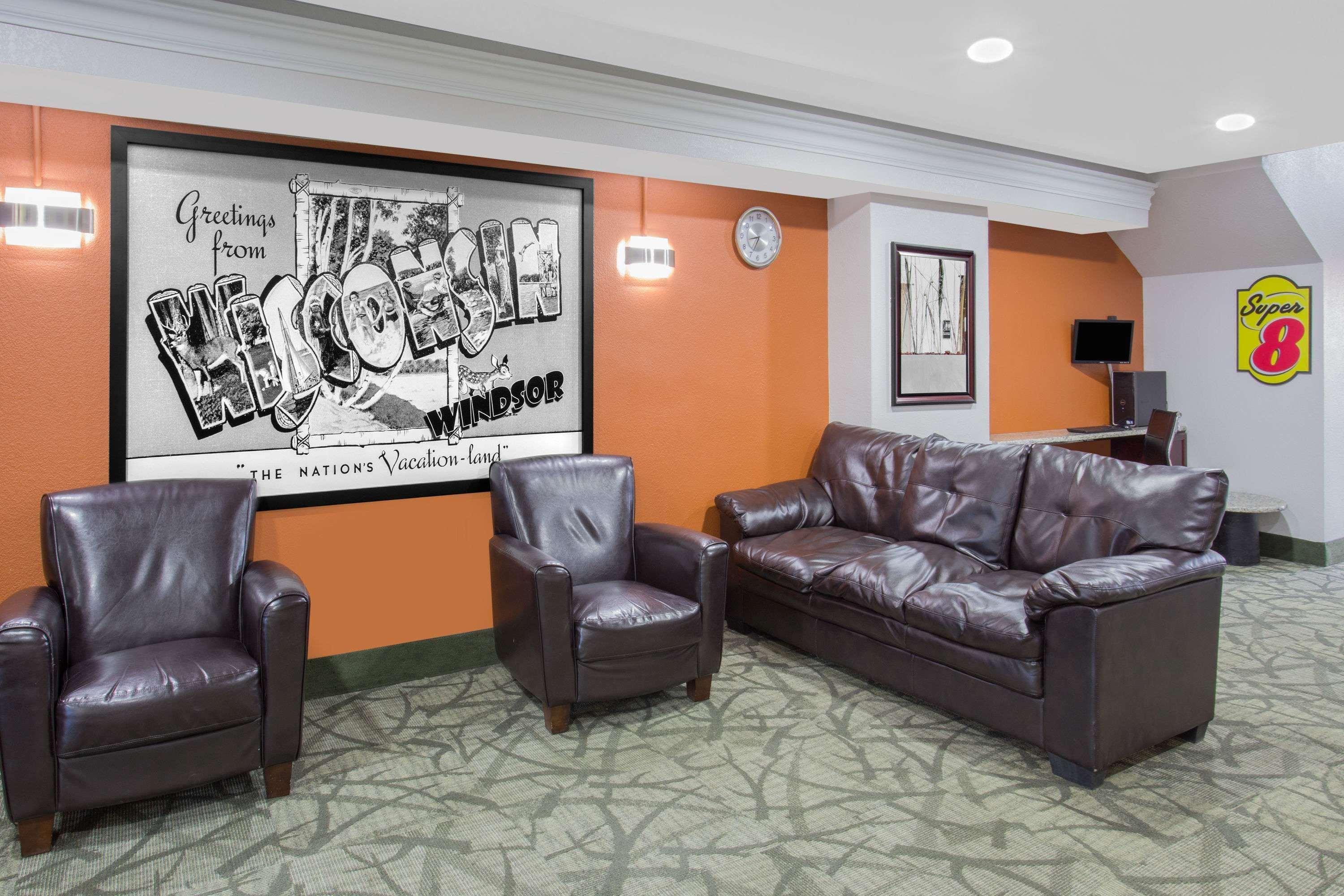 ซูเปอร์ 8 บาย วินด์แฮม วินด์เซอร์/แมดิสัน นอร์ท Hotel วินซอร์ ภายนอก รูปภาพ